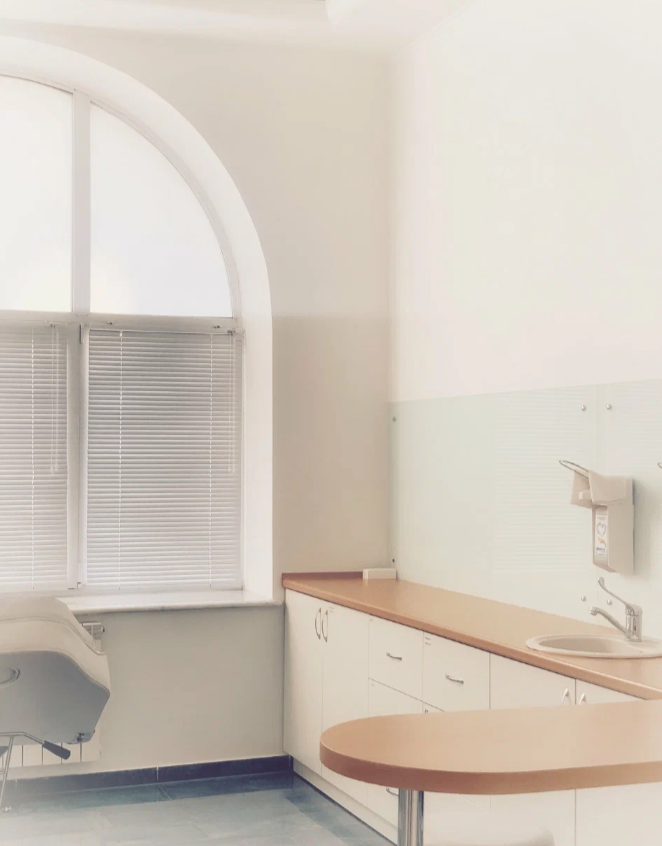 206092859__https://filllin.ru/api/media/clinic/66ca87ad-a24c-41b3-9e87-ebbf85224b42-6641d6971b708b73903b2c1d.png