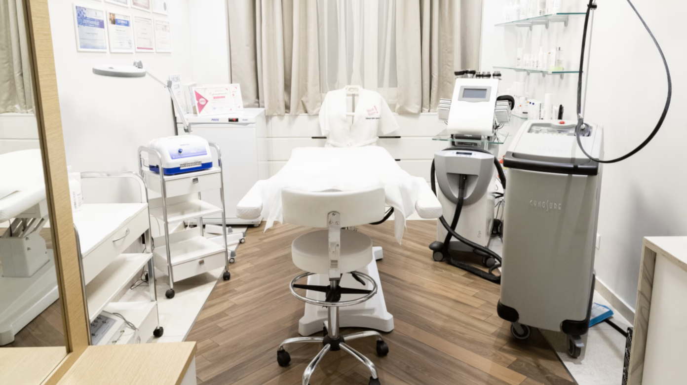 529729425__https://filllin.ru/api/media/clinic/6817a74e-2c33-4959-a897-11ba64096382-68d2b334d611ae3c0dcef079.png