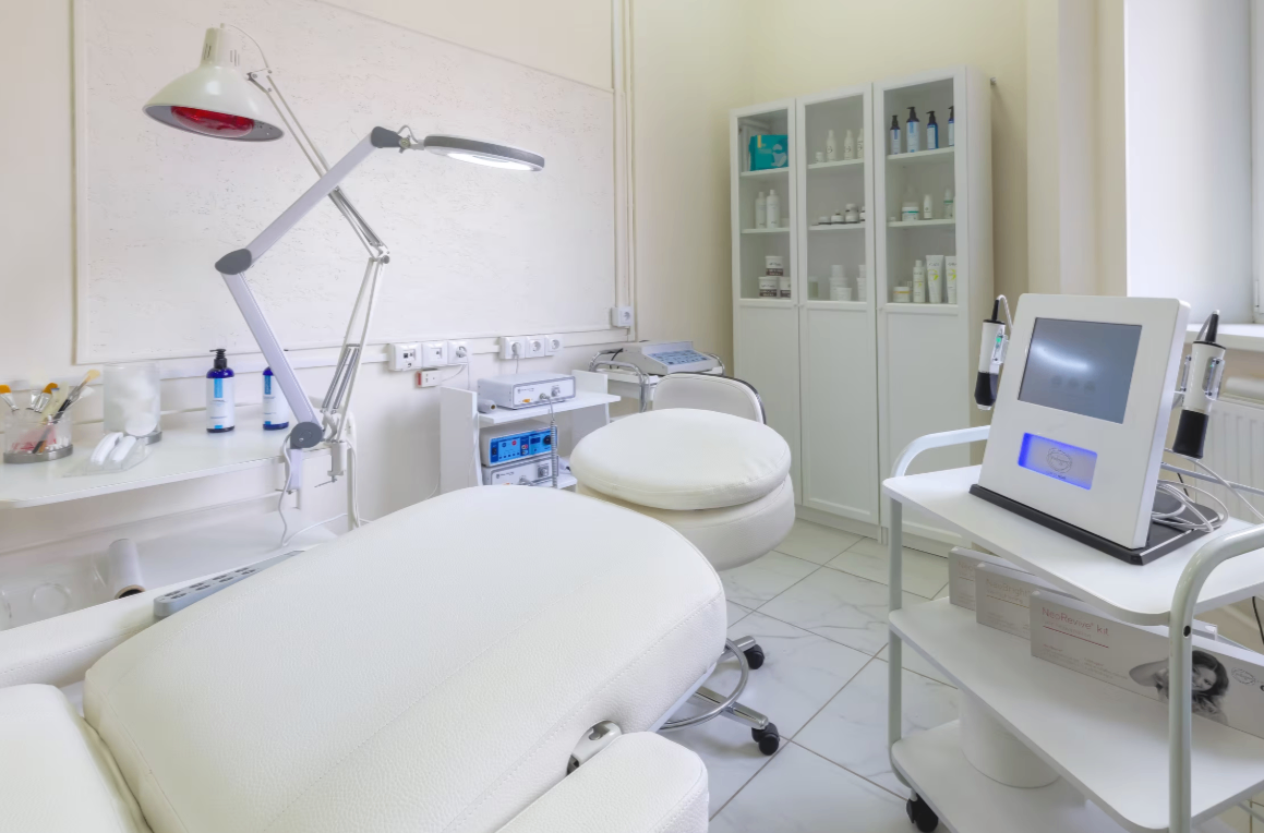 703276048__https://filllin.ru/api/media/clinic/692596ad-dfb7-456b-9926-705feff0fd4c-68d2b334d611ae3c0dcef079.png