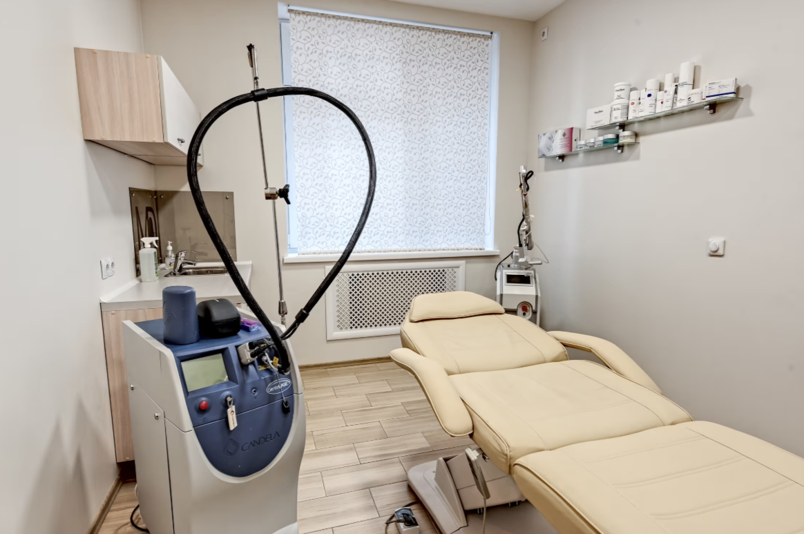 703629818__https://filllin.ru/api/media/clinic/6a0812ba-3c65-4bed-b4a5-dabaec70306b-68d2b334d611ae3c0dcef079.png