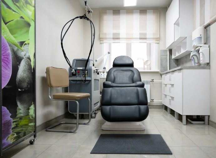 347581875__https://filllin.ru/api/media/clinic/6ac93cee-7f3c-484d-8b71-e24715394f13-67618e0e145943c8628e7ed5.jpg