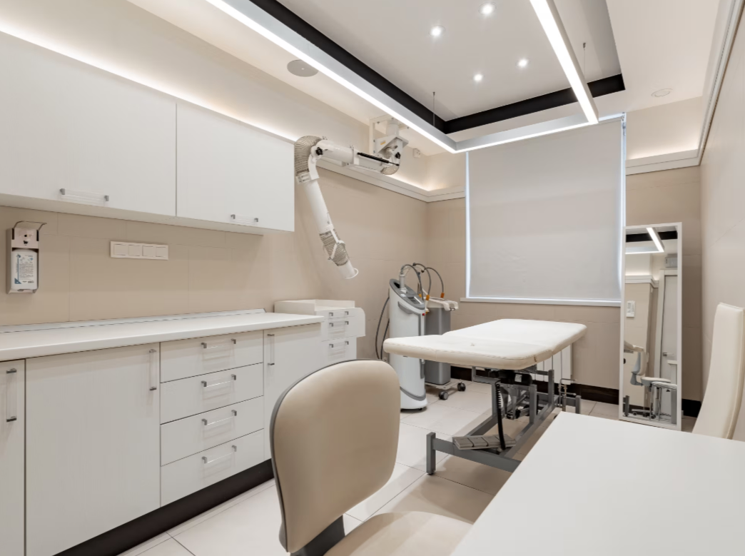 708010156__https://filllin.ru/api/media/clinic/6d6aaa9d-a2a0-4ddd-99b3-b26cb9684158-68d2b334d611ae3c0dcef079.png