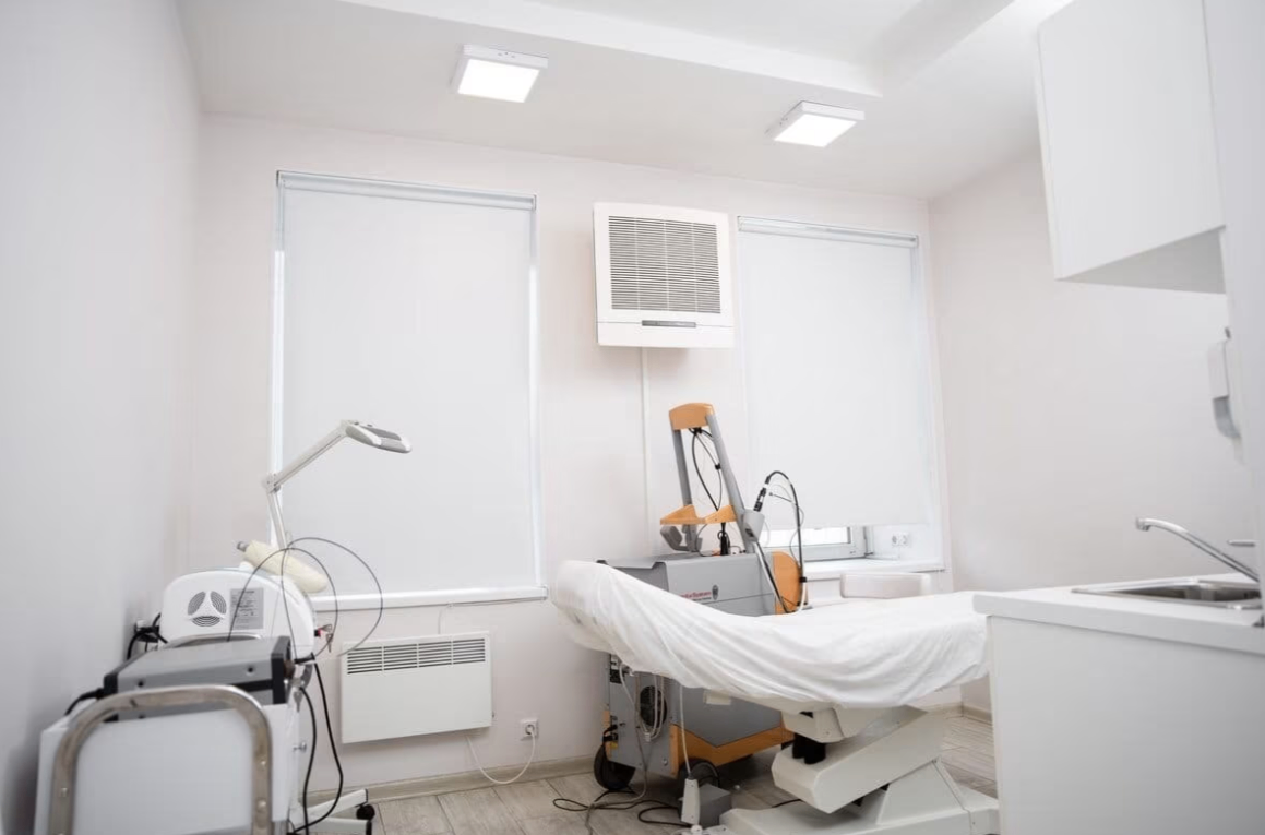 373274662__https://filllin.ru/api/media/clinic/72b90cda-0eb2-4013-b2e4-aa0ad3fe53d8-6641d6971b708b73903b2c1d.png