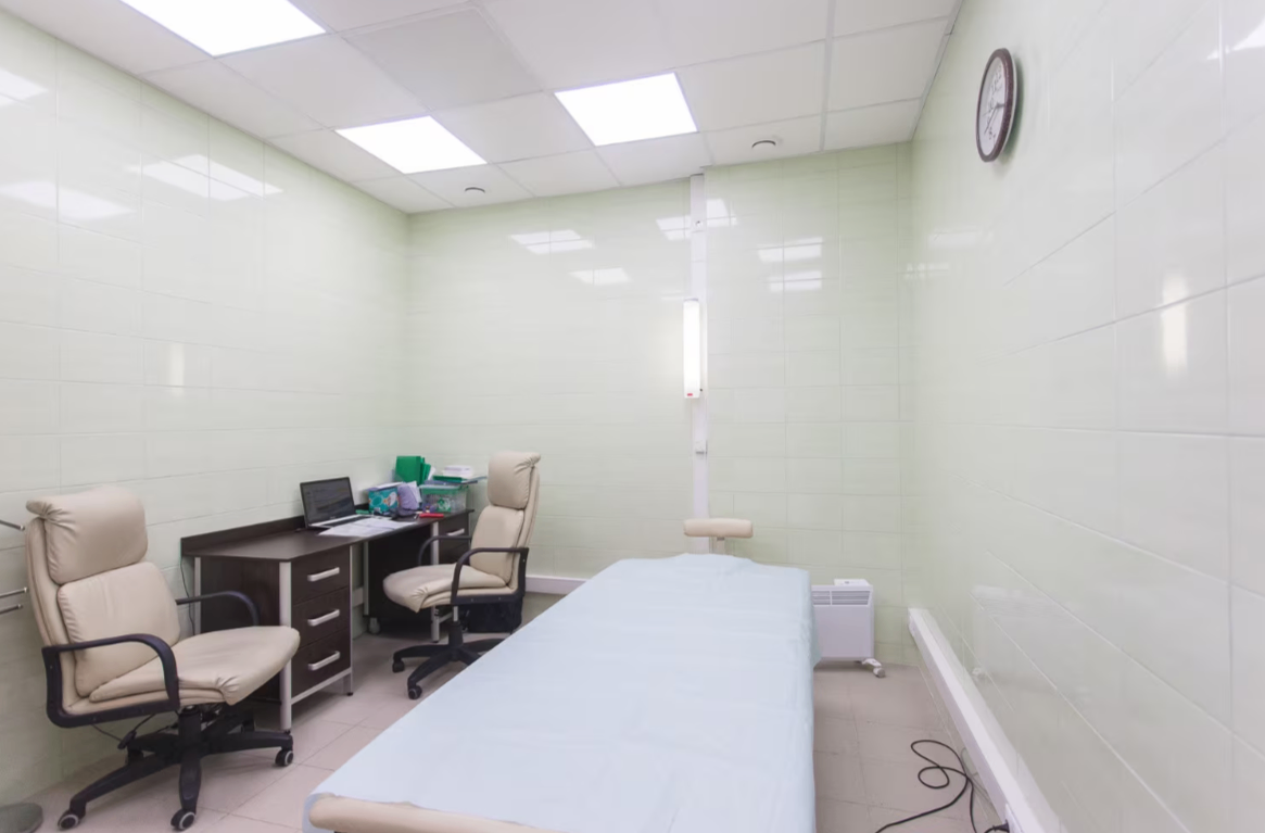 43000229__https://filllin.ru/api/media/clinic/7370c7df-0db5-4242-9a06-380e2c274f11-6641d6971b708b73903b2c1d.png