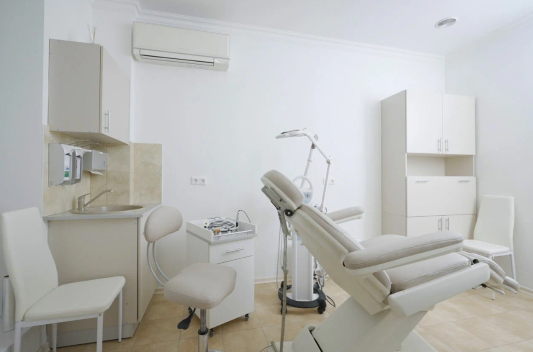 700270720__https://filllin.ru/api/media/clinic/738de248-db8a-424c-bd85-8188a3209935-68d2b334d611ae3c0dcef079.png