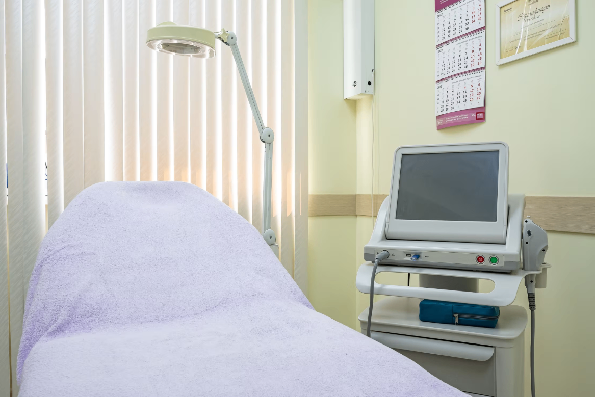 199844436__https://filllin.ru/api/media/clinic/75093349-fe89-47a0-ab15-250b3dc99b47-6641d6971b708b73903b2c1d.png