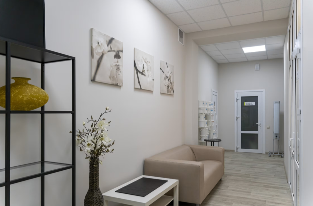 423889560__https://filllin.ru/api/media/clinic/77124186-30f3-4562-91cd-2e84d4f49d1e-6641d6971b708b73903b2c1d.png