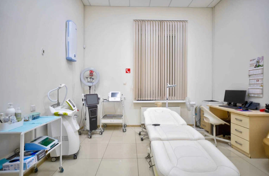 703823795__https://filllin.ru/api/media/clinic/77d91be6-32b3-427a-90b3-946156cb2c60-68d2b334d611ae3c0dcef079.png