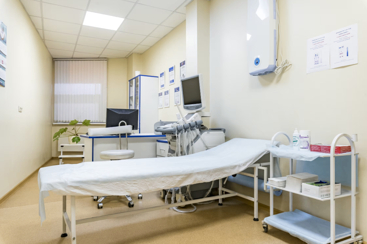 109953099__https://filllin.ru/api/media/clinic/77f839ee-0ee5-4cf3-927f-9dfd56395ea6-6641d6971b708b73903b2c1d.png