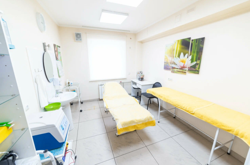 423978000__https://filllin.ru/api/media/clinic/77fbd6b2-9012-478a-8fe9-051ada8493df-6641d6971b708b73903b2c1d.png