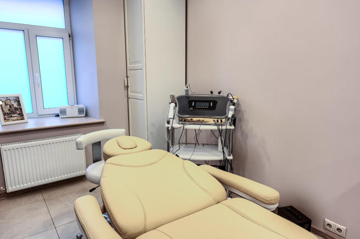 703654172__https://filllin.ru/api/media/clinic/7cb9d594-9b43-4c06-a39a-57bbad68647c-68d2b334d611ae3c0dcef079.png