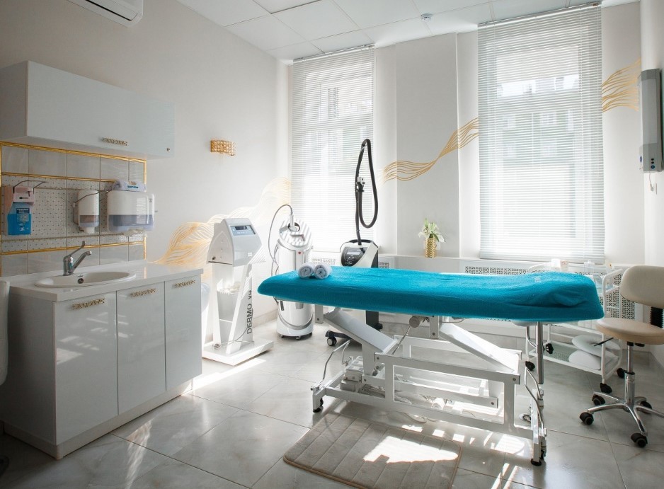347539575__https://filllin.ru/api/media/clinic/844e7944-5a3f-453a-b7eb-078f0cb8bbdb-67618e0e145943c8628e7ed5.jpg
