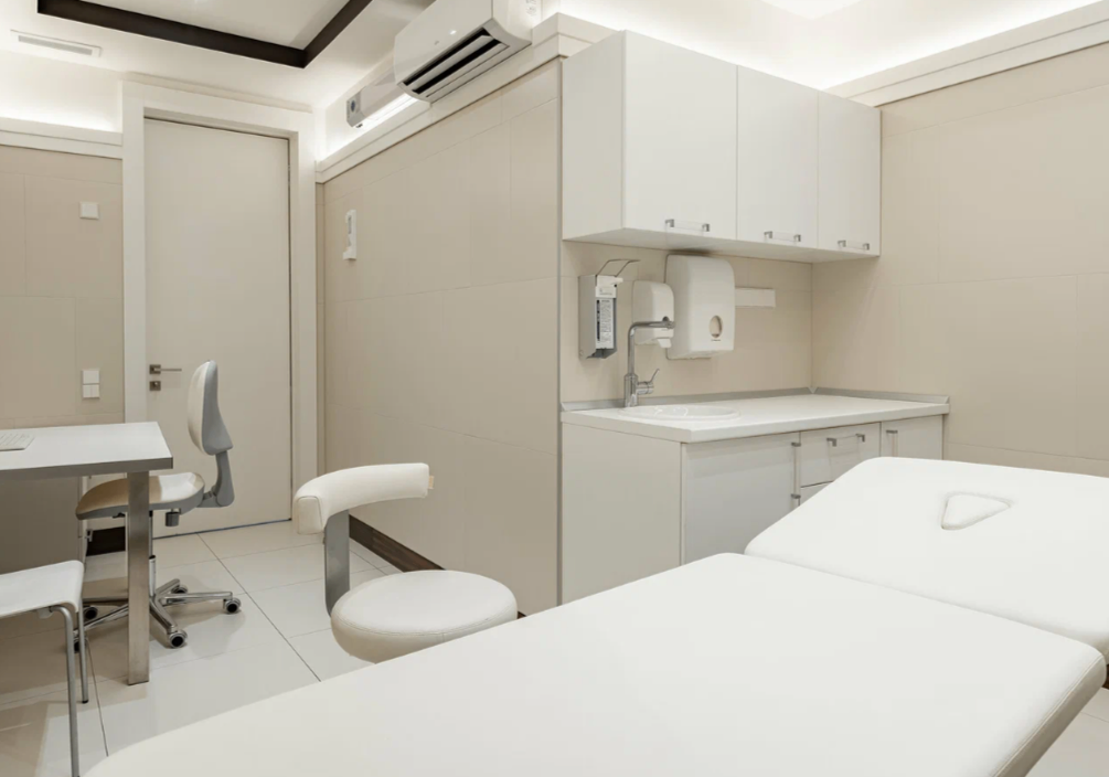 703745423__https://filllin.ru/api/media/clinic/857c6886-67f8-4e0f-b638-bfeb2809c38b-68d2b334d611ae3c0dcef079.png