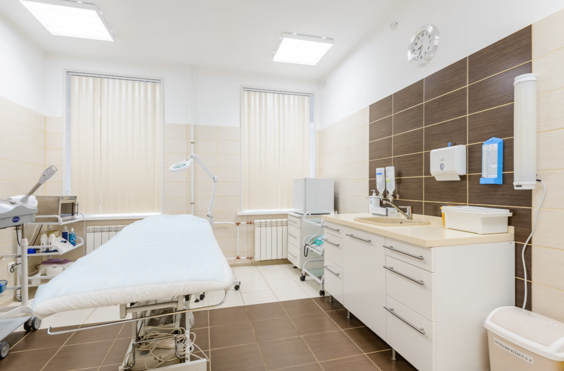 700021370__https://filllin.ru/api/media/clinic/8588e989-8f05-424a-8d1c-875a694a34c2-68d2b334d611ae3c0dcef079.png
