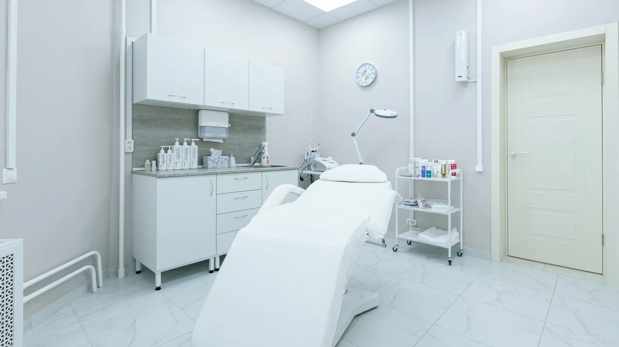 129814944__https://filllin.ru/api/media/clinic/86173396-cb40-4a03-80e8-20a6ab2890d8-6641d6971b708b73903b2c1d.png