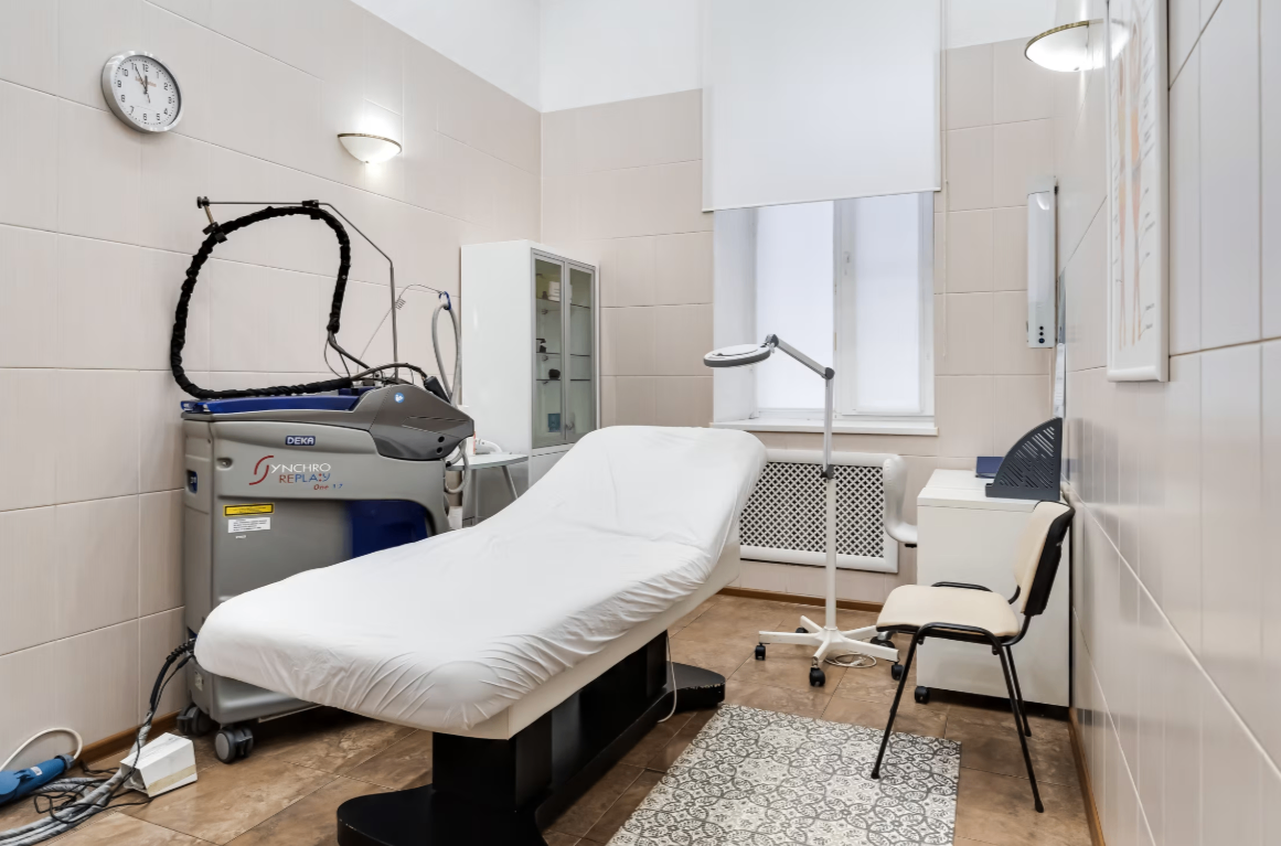529738478__https://filllin.ru/api/media/clinic/875b9a54-bc67-4c65-8931-387a260ebc37-68d2b334d611ae3c0dcef079.png