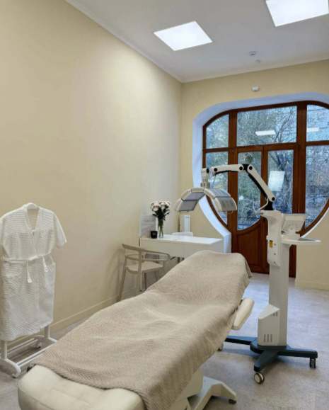 352286256__https://filllin.ru/api/media/clinic/8792cee2-fe09-4be7-918b-124b6f0ce2c4-6641d6971b708b73903b2c1d.png