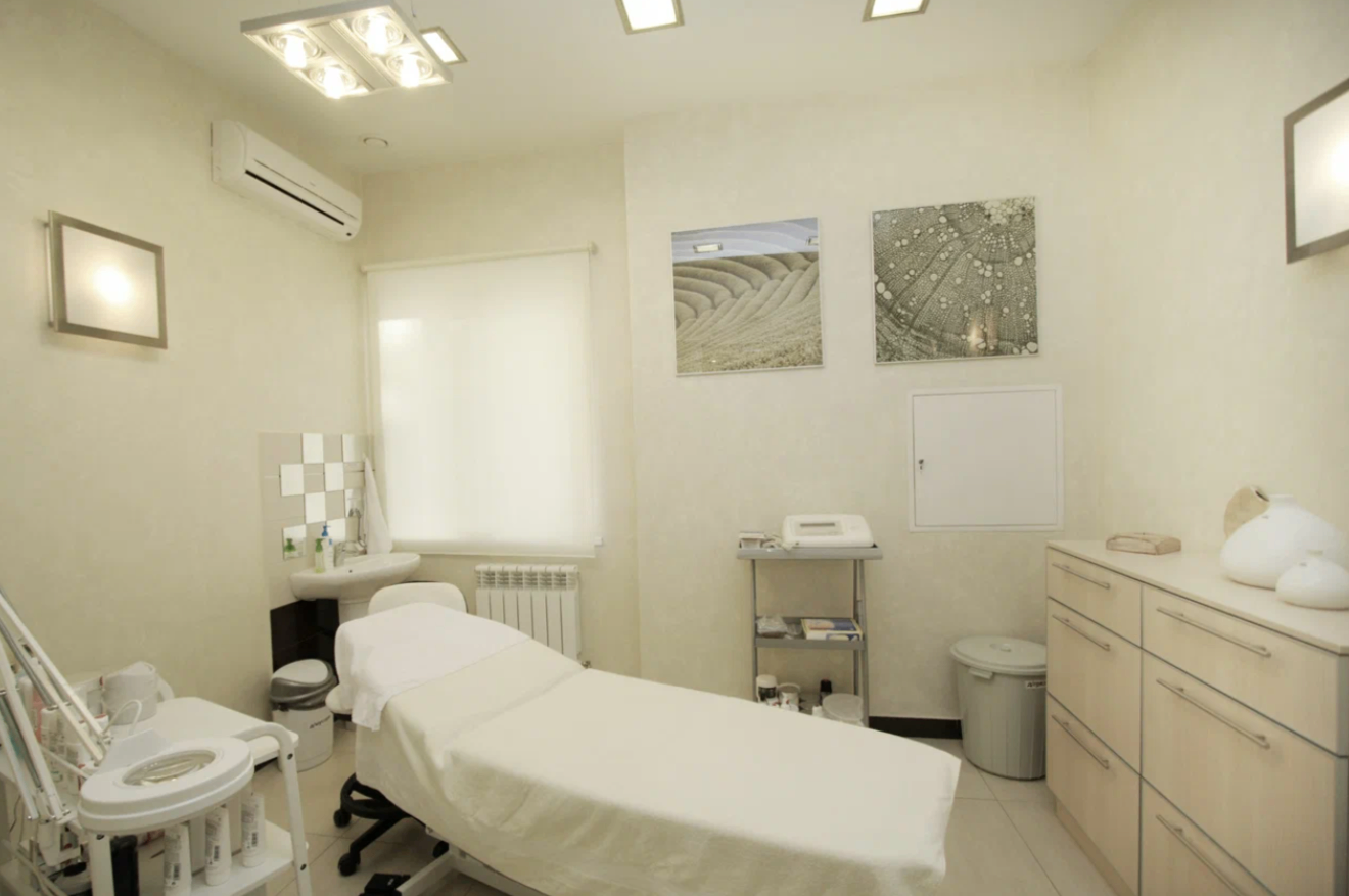 183490221__https://filllin.ru/api/media/clinic/89df4bd0-dfd1-4af3-8e6c-ef3bea602428-6641d6971b708b73903b2c1d.png