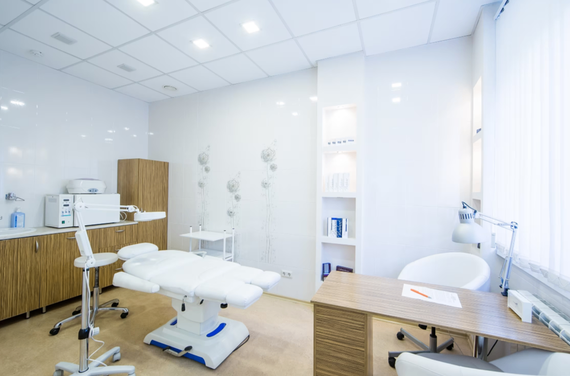 705765162__https://filllin.ru/api/media/clinic/8b78cb3e-a29d-4917-885b-d30d1bcd8a3a-68d2b334d611ae3c0dcef079.png
