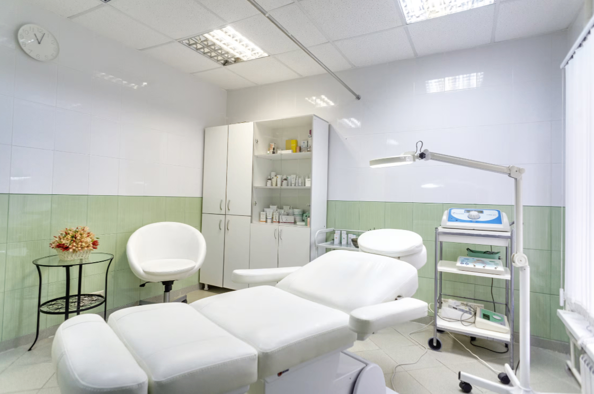 40822434__https://filllin.ru/api/media/clinic/8d531216-5751-4aff-9437-7eb0d67bf431-6641d6971b708b73903b2c1d.png