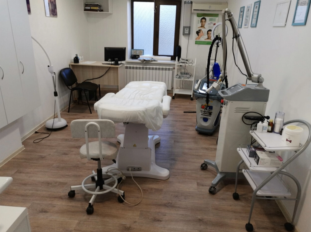 112842763__https://filllin.ru/api/media/clinic/9279a093-80b6-4d47-bb3a-e56698f0dc60-6641d6971b708b73903b2c1d.png