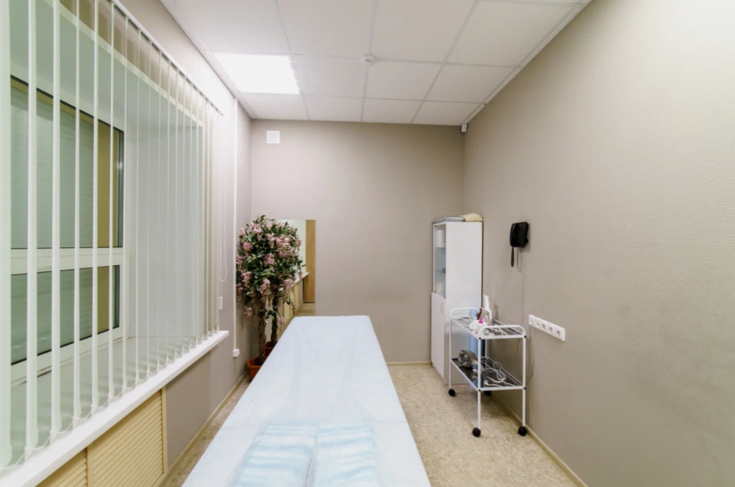 11706660__https://filllin.ru/api/media/clinic/951ea1c2-40a0-4d4a-8c0c-a2fb34994311-6641d6971b708b73903b2c1d.png
