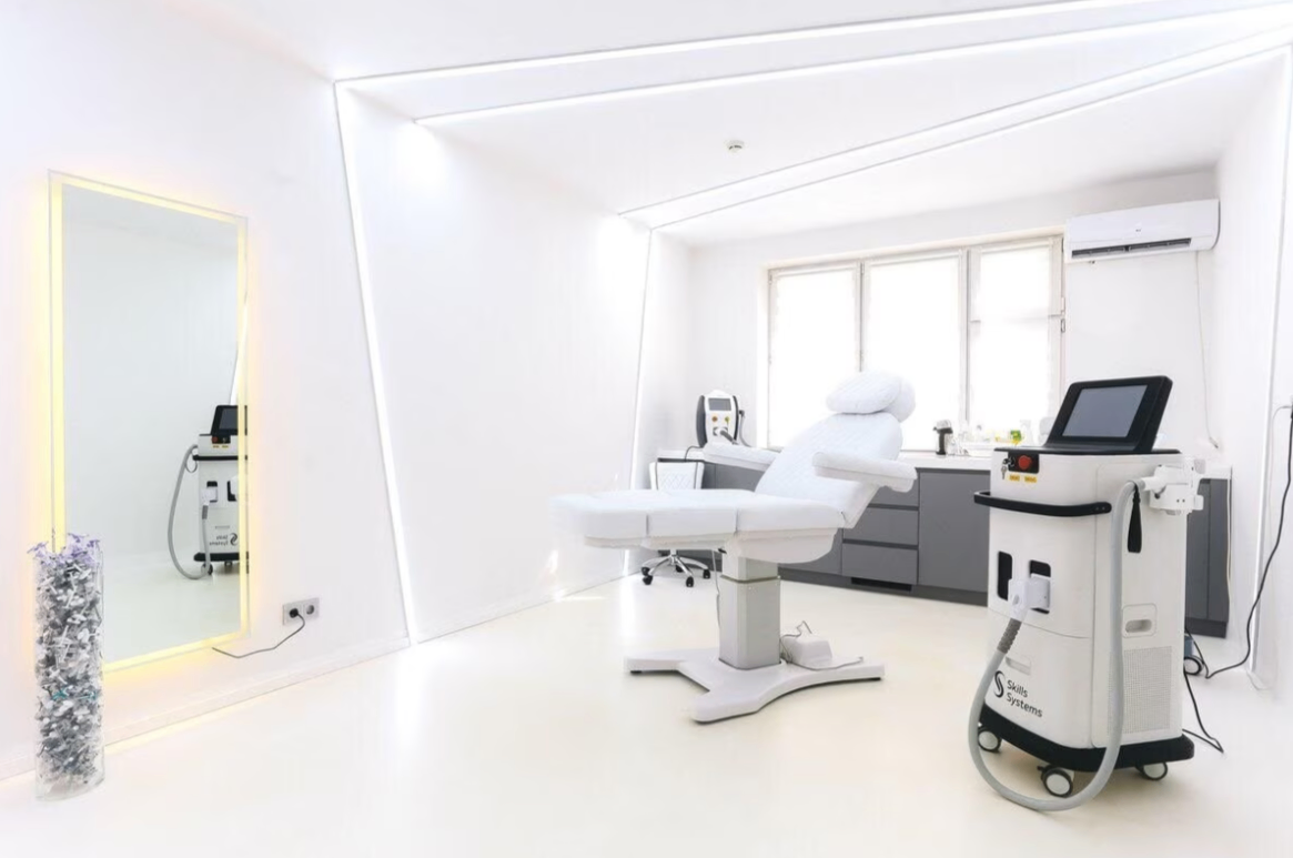 209127875__https://filllin.ru/api/media/clinic/970c30cc-218f-4baf-bc1e-afc0b2e8699f-6641d6971b708b73903b2c1d.png