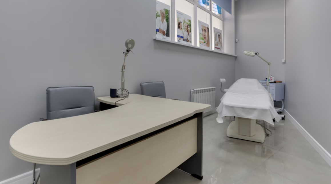27010540__https://filllin.ru/api/media/clinic/978efc64-504a-4f3d-8b15-1058c789b423-6641d6971b708b73903b2c1d.png