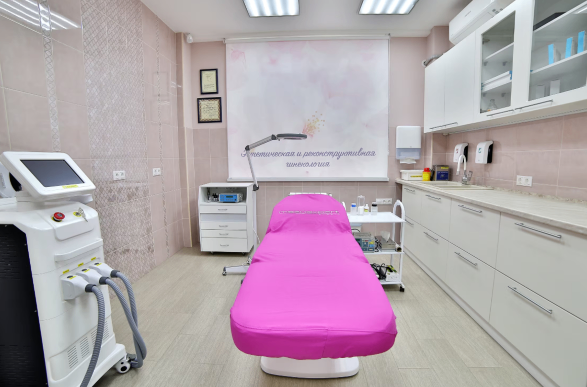701665625__https://filllin.ru/api/media/clinic/98ddf88e-d2ca-4da5-90cf-999660702f16-68d2b334d611ae3c0dcef079.png