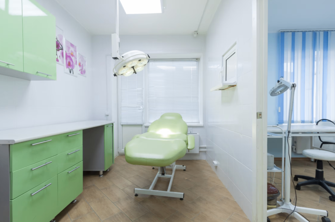 110426311__https://filllin.ru/api/media/clinic/98e6d3c5-00c0-4d72-8e12-2eeb0d800fd9-6641d6971b708b73903b2c1d.png