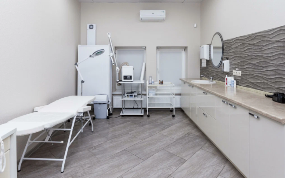 623926488__https://filllin.ru/api/media/clinic/9d6a725e-67c0-4c1a-8093-765dd4fc0da4-68d2b334d611ae3c0dcef079.png