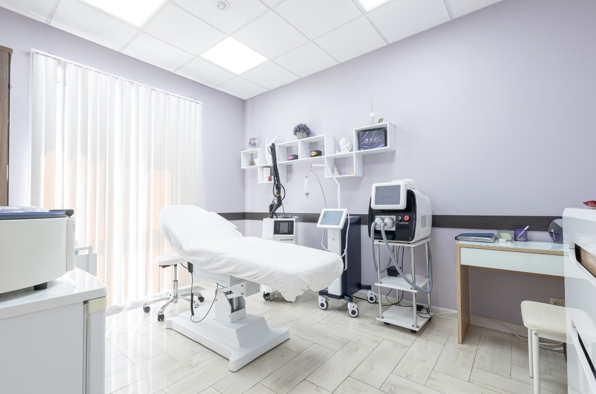 199844436__https://filllin.ru/api/media/clinic/9e00958d-2e39-4fca-893a-be08969d396d-6641d6971b708b73903b2c1d.png