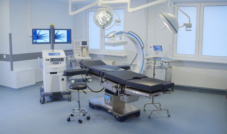 11430856__https://filllin.ru/api/media/clinic/a27e4b0c-761e-49af-880b-df822841079b-67618e0e145943c8628e7ed5.jpg