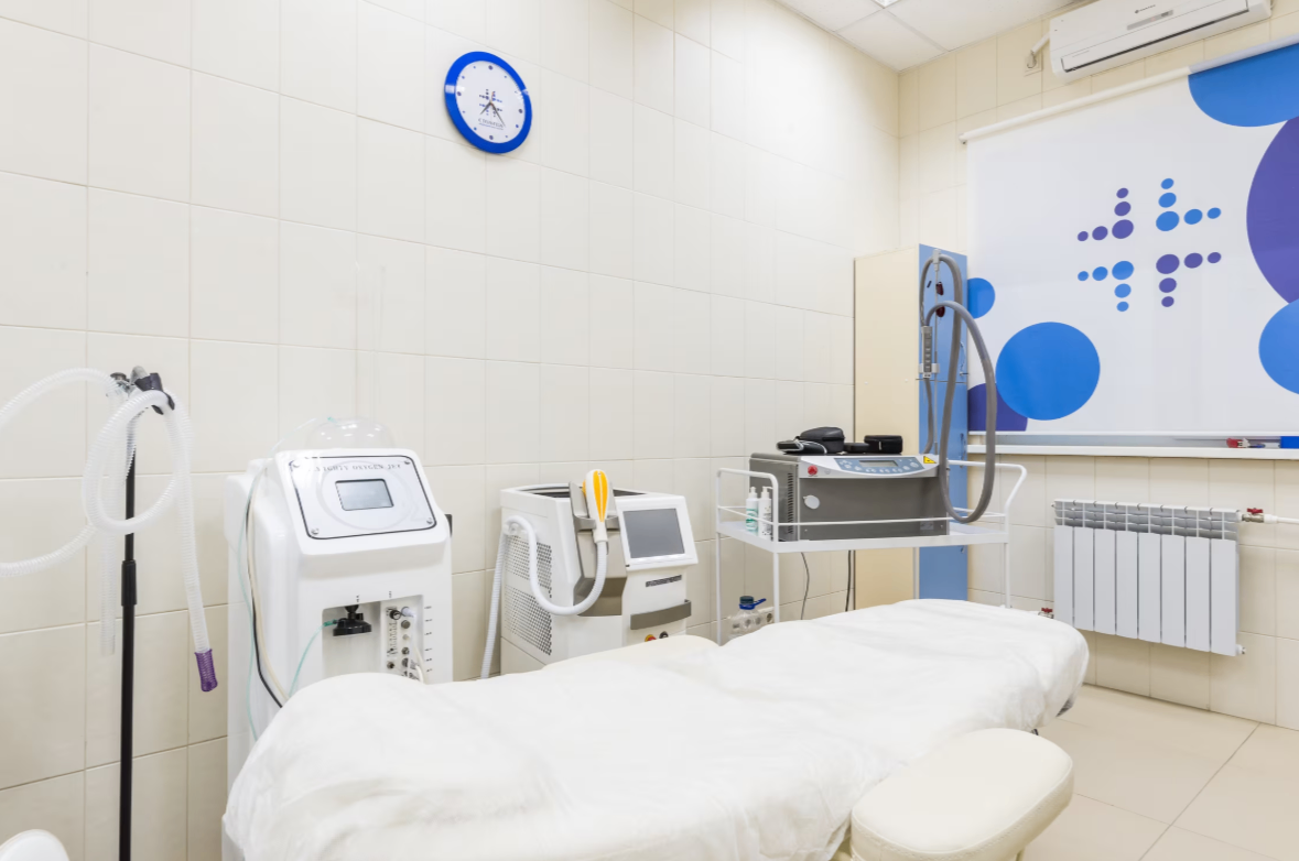 42071990__https://filllin.ru/api/media/clinic/a3f24911-a5b9-448d-9509-602fcb5e17d2-6641d6971b708b73903b2c1d.png