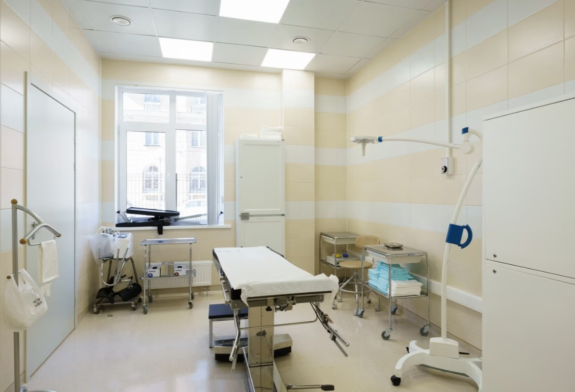 703617036__https://filllin.ru/api/media/clinic/a43b2b77-937a-461e-b3d2-1a7adf68a952-68d2b334d611ae3c0dcef079.png
