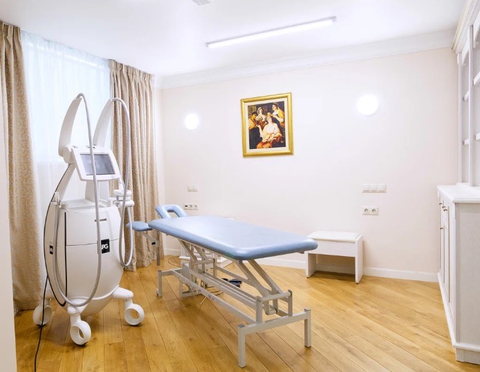 456800209__https://filllin.ru/api/media/clinic/a70d50e9-19f1-4fd1-b572-0f7ef72a2fe5-67618e0e145943c8628e7ed5.jpg
