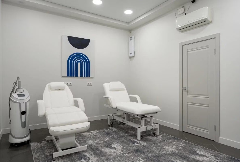 412327677__https://filllin.ru/api/media/clinic/a770523c-5163-43ab-bb40-2b20a5fb781f-67618e0e145943c8628e7ed5.jpg