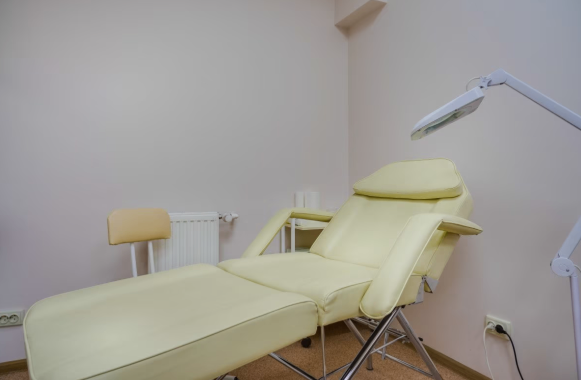 192116134__https://filllin.ru/api/media/clinic/ab71b836-c28f-4350-8cb1-75d3da1a3dd1-6641d6971b708b73903b2c1d.png
