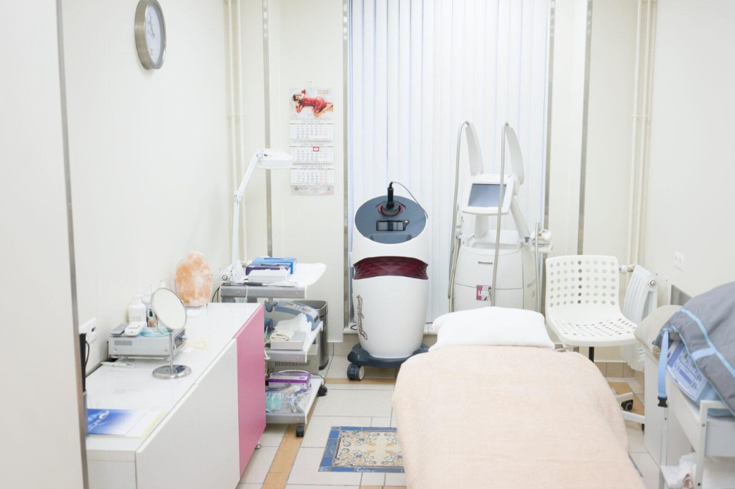 423418939__https://filllin.ru/api/media/clinic/ae31d2ee-a4e9-473e-bb06-79b64f887f9d-6641d6971b708b73903b2c1d.png