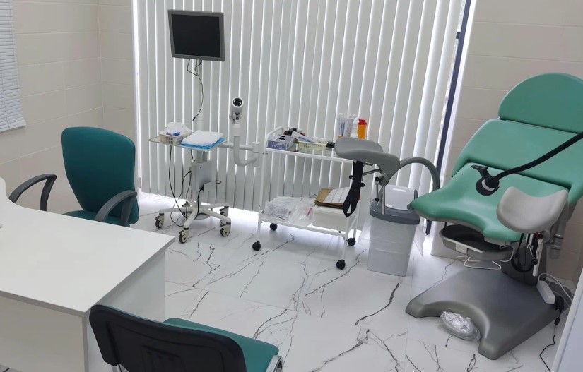 131979031__https://filllin.ru/api/media/clinic/aeb0f7d9-af4d-4a93-a1ff-06d1495fd9f9-67618e0e145943c8628e7ed5.jpg