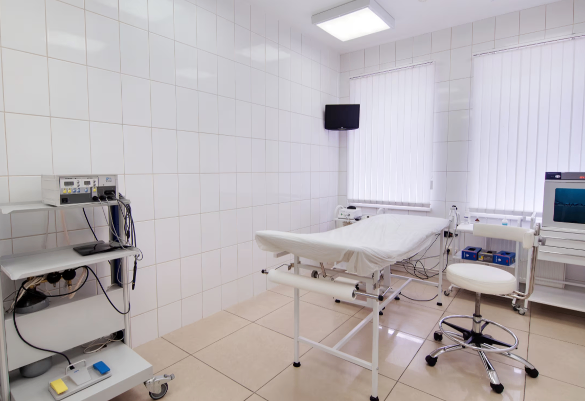 162459173__https://filllin.ru/api/media/clinic/b08cd773-e67e-4fd4-b133-7c73b0ee3f4b-6641d6971b708b73903b2c1d.png