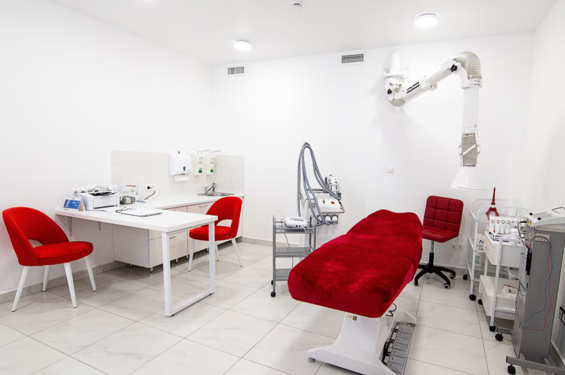 705797722__https://filllin.ru/api/media/clinic/b30472f4-cb80-4bf7-9885-cd6bee7810a0-68d2b334d611ae3c0dcef079.png
