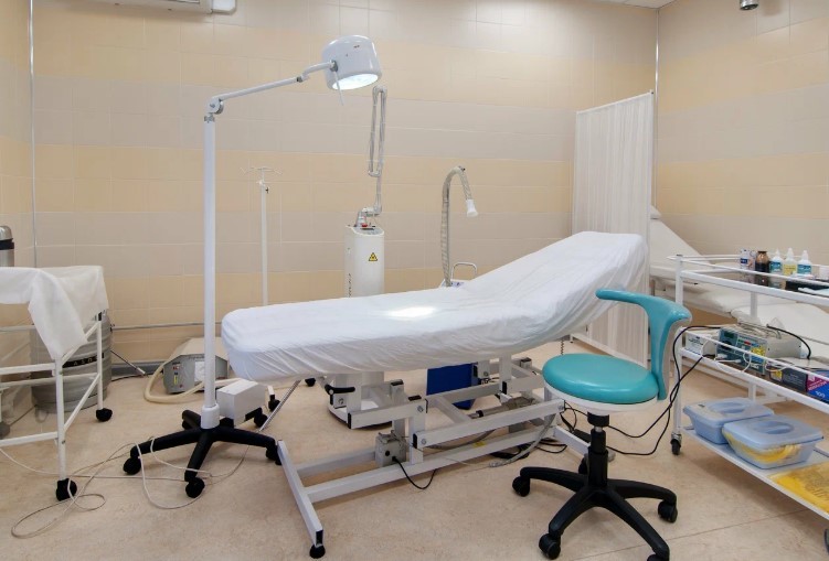 199599855__https://filllin.ru/api/media/clinic/b4cf2c79-af3f-4c4e-af05-175eb668434d-67618e0e145943c8628e7ed5.jpg