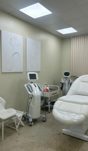 163302295__https://filllin.ru/api/media/clinic/bb8c1111-03c5-41f9-9fa8-d57265380195-67618e0e145943c8628e7ed5.jpg