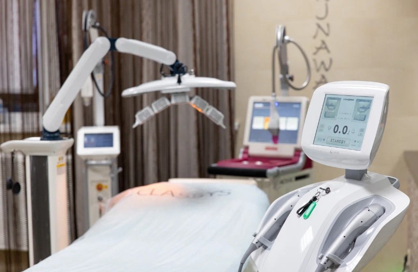 7126042__https://filllin.ru/api/media/clinic/beec352a-9ccd-479b-b303-c37cd2ee4b41-67618e0e145943c8628e7ed5.jpg