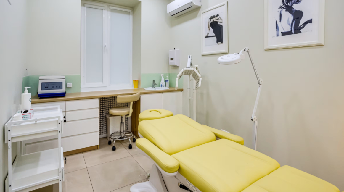 529913824__https://filllin.ru/api/media/clinic/bef38538-a604-4749-ae8f-5942f0ad8356-68d2b334d611ae3c0dcef079.png