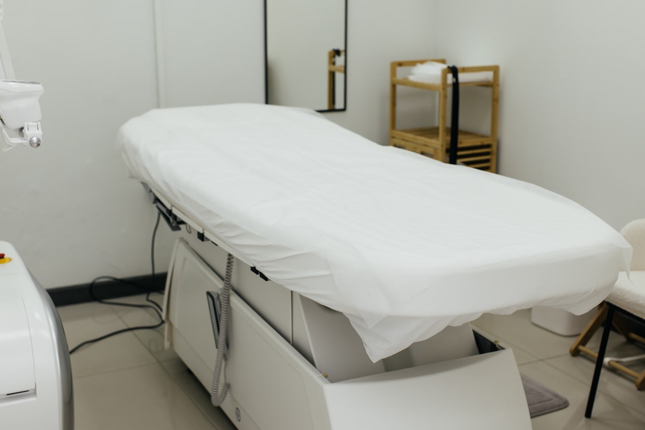 215292241__https://filllin.ru/api/media/clinic/bf74e0f1-2a89-47da-8dc7-e47b10639946-6641d6971b708b73903b2c1d.jpg