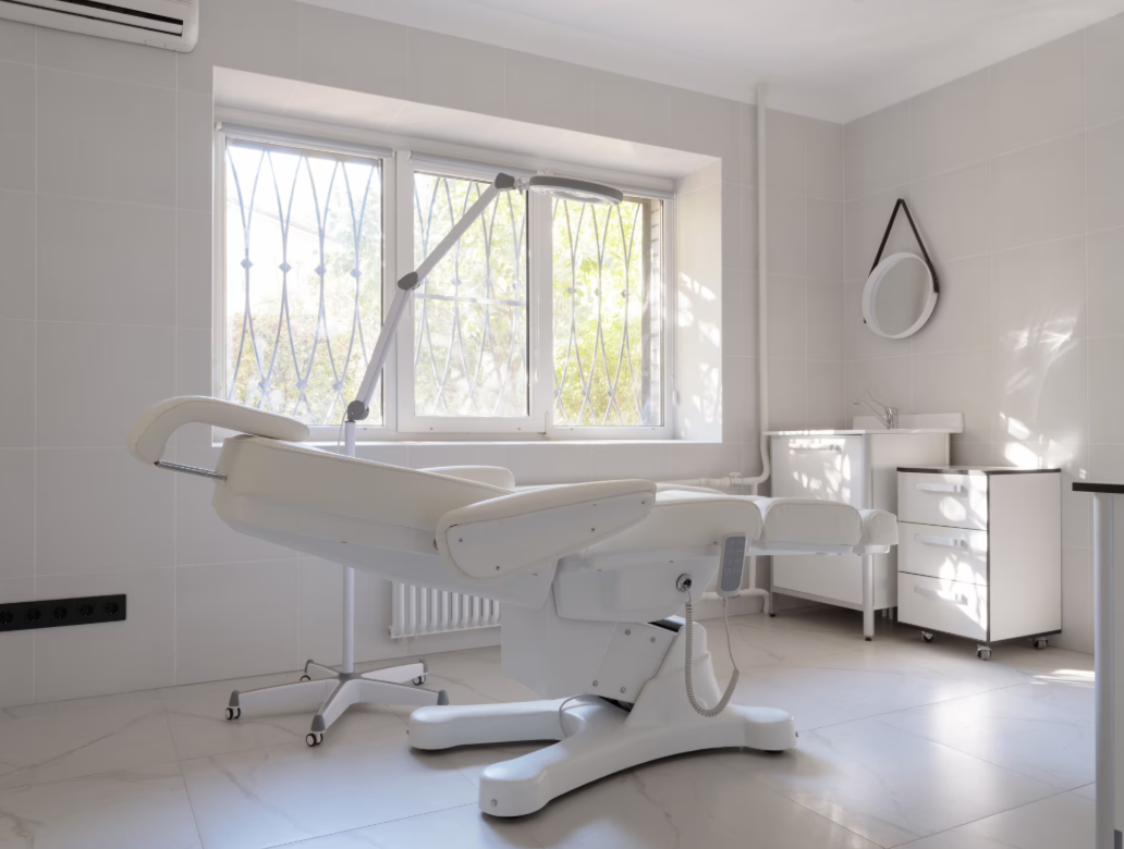 112818310__https://filllin.ru/api/media/clinic/c06fc5e6-47d6-4df4-946b-2df9b5118633-6641d6971b708b73903b2c1d.png