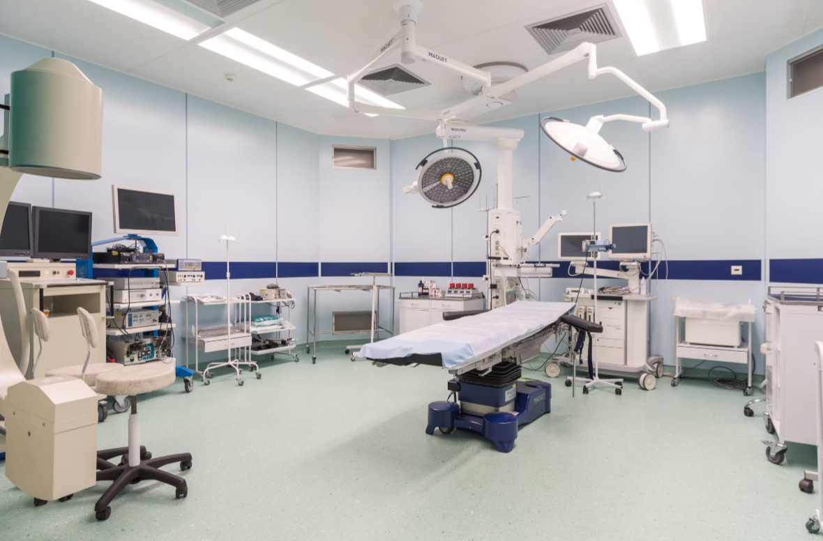 162095097__https://filllin.ru/api/media/clinic/c6e6eb4f-f5f7-4fe8-a96b-a07e6ef41639-6641d6971b708b73903b2c1d.png