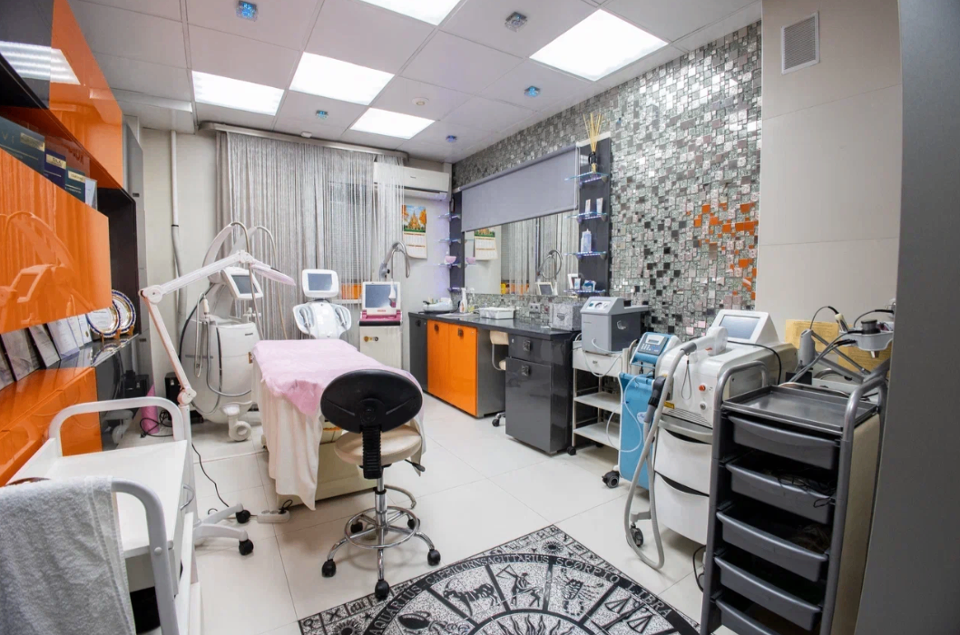 7126042__https://filllin.ru/api/media/clinic/c8505bc6-70ba-4ec7-bfed-c06719de7917-6641d6971b708b73903b2c1d.png